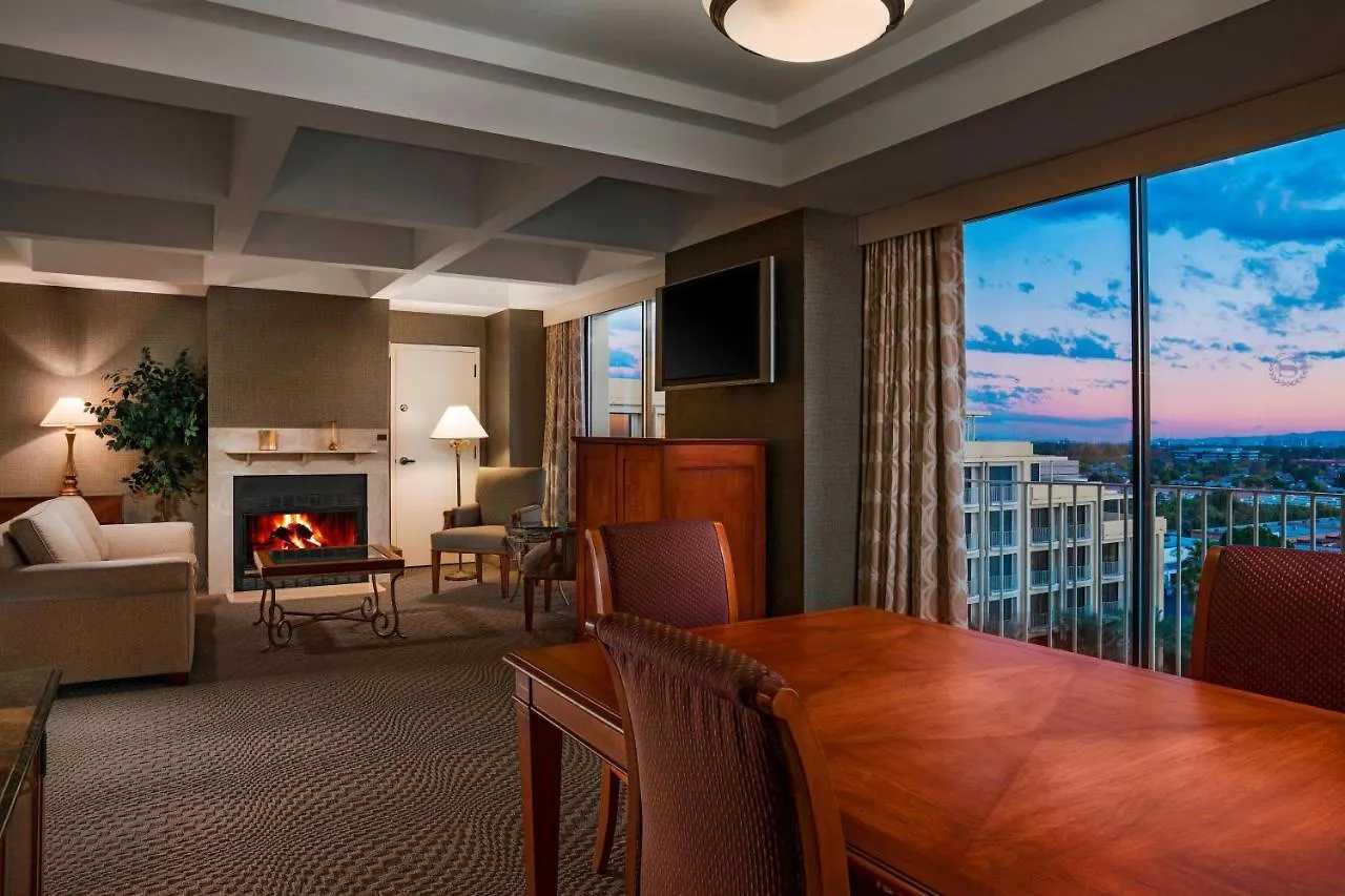 Sheraton Crescent Hotel Phoenix 3*,