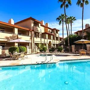 Holiday home Private Community W/3 Pool-spa Complexes, Heated & Open 24/7/365!